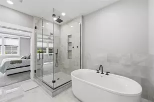 146 Enclave Dr, Seven Fields Boro, PA 16046 - Photo 15