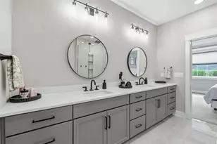 146 Enclave Dr, Seven Fields Boro, PA 16046 - Photo 39