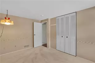 118 Wiltshire Cir, Monroeville, PA 15146 - Photo 23