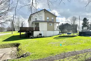 17 Edna St, Redstone Township, PA 15475 - Photo 5