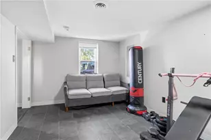 93 Pittsburgh Rd, City of But SW, PA 16045 - Photo 9