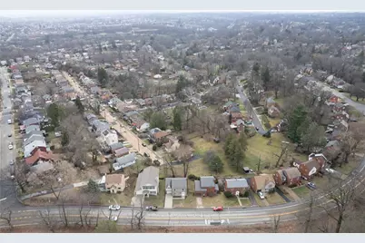 772 Scott Rd, Pittsburgh, PA 15228 - Photo 31