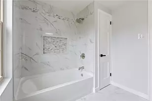 772 Scott Rd, Pittsburgh, PA 15228 - Photo 13