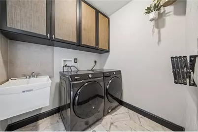 8320 Delaware Ave, North Huntingdon, PA 15642 - Photo 27