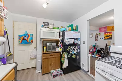 704 Maytide St, Pittsburgh, PA 15227 - Photo 7