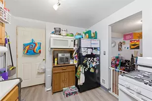 704 Maytide St, Pittsburgh, PA 15227 - Photo 7