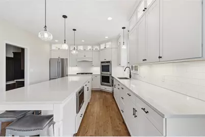 1017 Skyline Dr, Cecil, PA 15317 - Photo 7