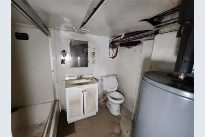 724 Hemlock Aly, Glassport, PA 15045 - Photo 15