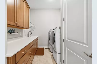 2017 Froman Dr, Economy, PA 15005 - Photo 15