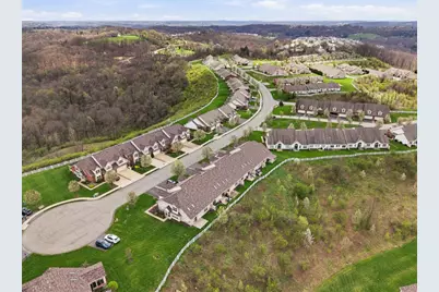 1251 Crest Drive, Collier Township, PA 15071 - Photo 9