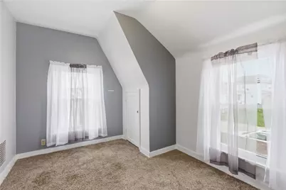 303 Kaler St, Liberty Boro, PA 15133 - Photo 25