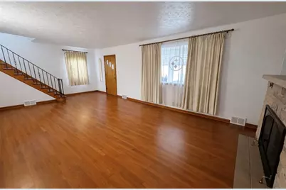 309 Emerson Street, Vandergrift, PA 15690 - Photo 5