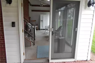 2979 Raymond Ave, Derry Township, PA 15650 - Photo 3