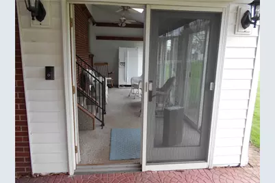2979 Raymond Ave, Derry Township, PA 15650 - Photo 5