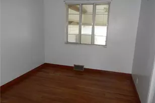 2979 Raymond Ave, Derry Township, PA 15650 - Photo 11