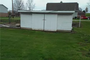 2979 Raymond Ave, Derry Township, PA 15650 - Photo 25