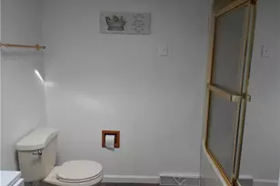 2979 Raymond Ave, Derry Township, PA 15650 - Photo 11