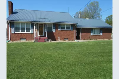 2979 Raymond Ave, Derry Township, PA 15650 - Photo 27