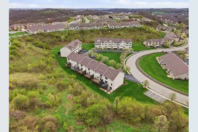 603 Hilton Circle, Collier Township, PA 15071 - Photo 9