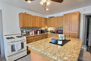 23 Main St, Blaine Township, PA 15365 - Photo 9