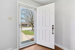 85 Valleyview Dr, Economy, PA 15003 - Photo 5