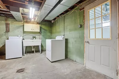 85 Valleyview Dr, Economy, PA 15003 - Photo 37