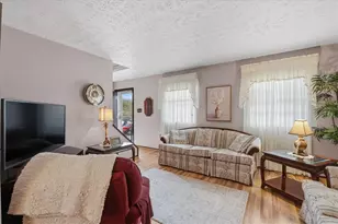 2784 Johnson St, Hopewell Township, PA 15001 - Photo 13