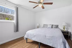 5123 Elmwood Dr, Pittsburgh, PA 15227 - Photo 13