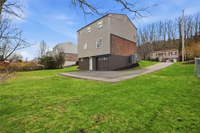 5123 Elmwood Dr, Pittsburgh, PA 15227 - Photo 25