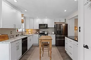 218 Lakeside Dr, Robinson Twp, PA 15136 - Photo 15