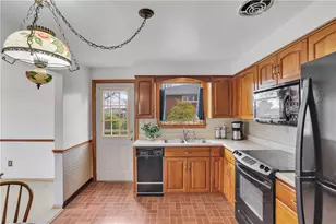 105 Northumberland Dr, Hempfield Township, PA 15642 - Photo 7