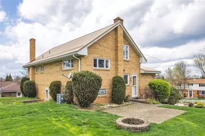 105 Northumberland Dr., Hempfield Township, PA 15642 - Photo 3