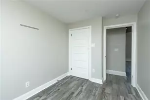 808 Bay Ridge Ave, Pittsburgh, PA 15226 - Photo 15