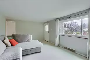 1894 Oakbine Ave, Moon/Crescent Twp, PA 15108 - Photo 9