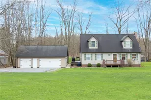 2491 Leesburg Grove City Rd, Springfield Township, PA 16137 - Photo 1