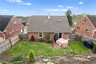 153 Revere Dr, Pittsburgh, PA 15236 - Photo 23