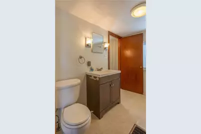 237 Montana Ave, Lower Burrell, PA 15068 - Photo 17