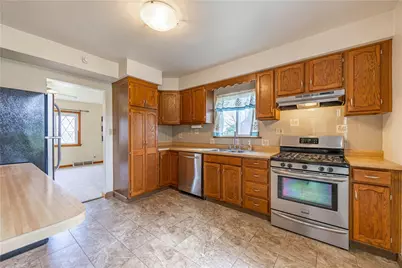 237 Montana Ave, Lower Burrell, PA 15068 - Photo 9