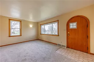 237 Montana Ave, Lower Burrell, PA 15068 - Photo 3