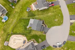 406 Hindman Dr, Jefferson Hills, PA 15025 - Photo 31