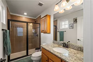 406 Hindman Dr, Jefferson Hills, PA 15025 - Photo 5