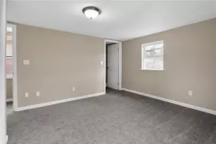 5530 Keefe St, Pittsburgh, PA 15207 - Photo 9