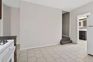 5530 Keefe St, Pittsburgh, PA 15207 - Photo 17