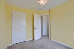 2016 Cade Dr, Center Township, PA 15061 - Photo 27