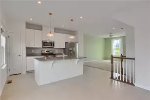 2016 Cade Dr, Center Township, PA 15061 - Photo 9