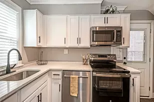 333 Fetzer St, Pittsburgh, PA 15211 - Photo 9