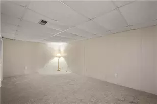 1285 Greystone Dr, Pittsburgh, PA 15241 - Photo 33