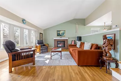 1466 Laurel Dr, Wilkins Township, PA 15235 - Photo 5