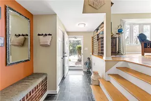 1466 Laurel Dr, Wilkins Township, PA 15235 - Photo 3