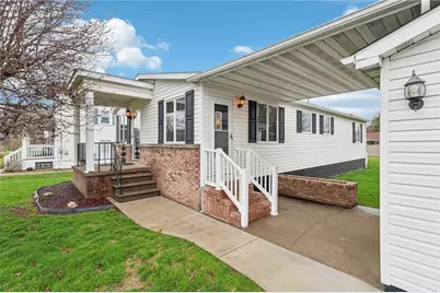 206 Martin Ave, Ellport, PA 16117 - Photo 5